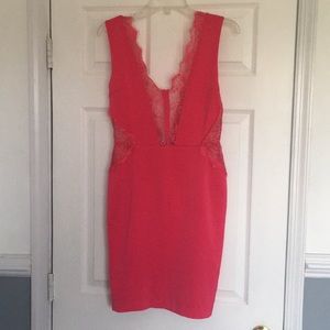 Lace trim magenta backless dress